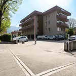 君威酒店