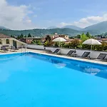 Regal Hotel 3*