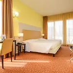 Regal 3*