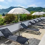 Regal Hotel 3*