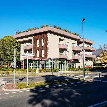 Regal 3*
