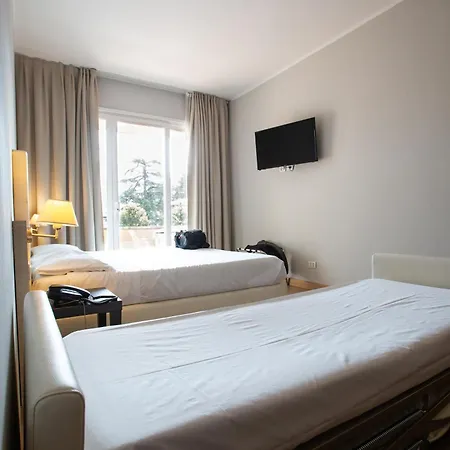 Hotell Regal Brescia